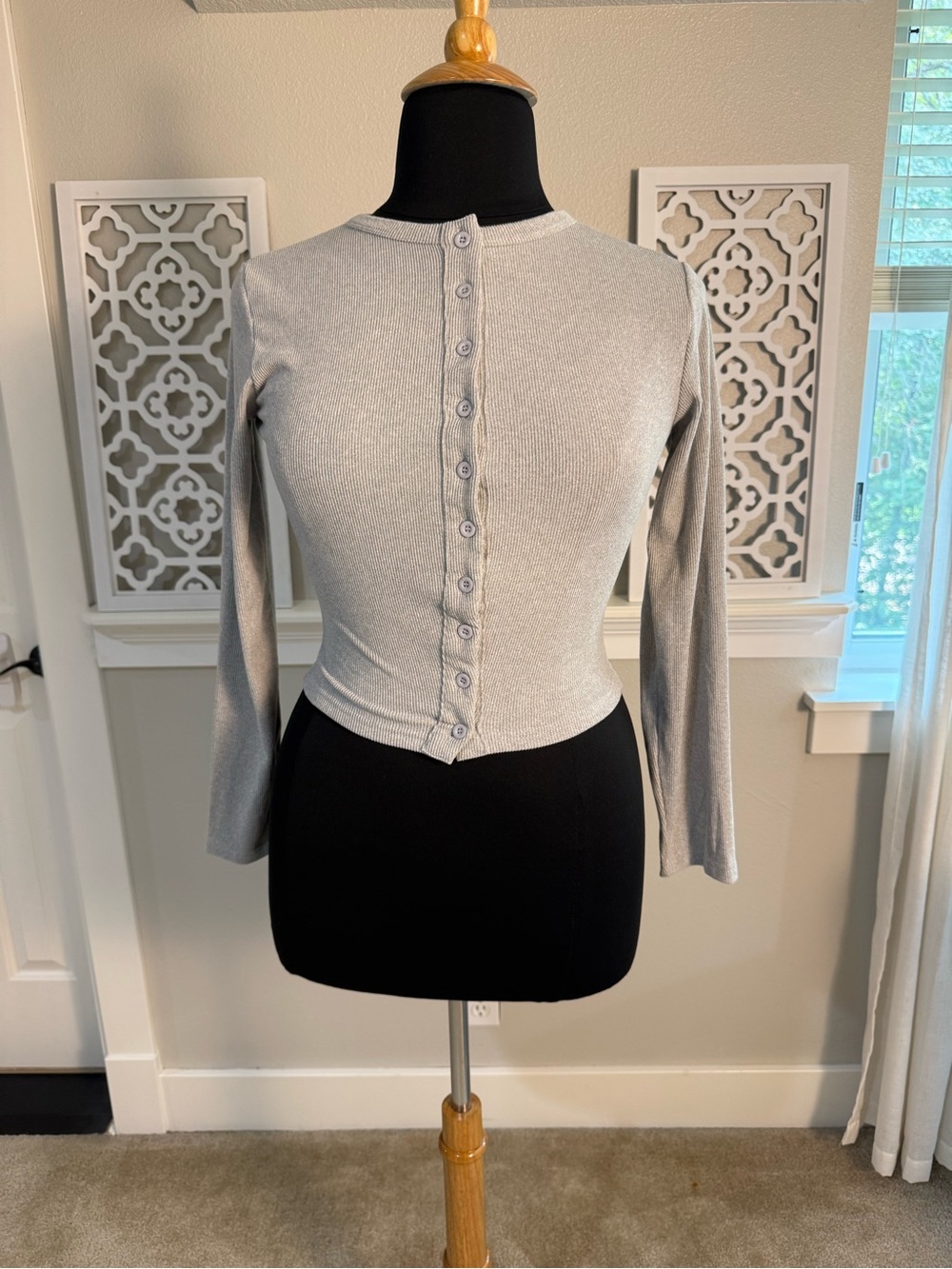 Gray Long-Sleeve Button-Front Ribbed Top - Picture 1 of 7
